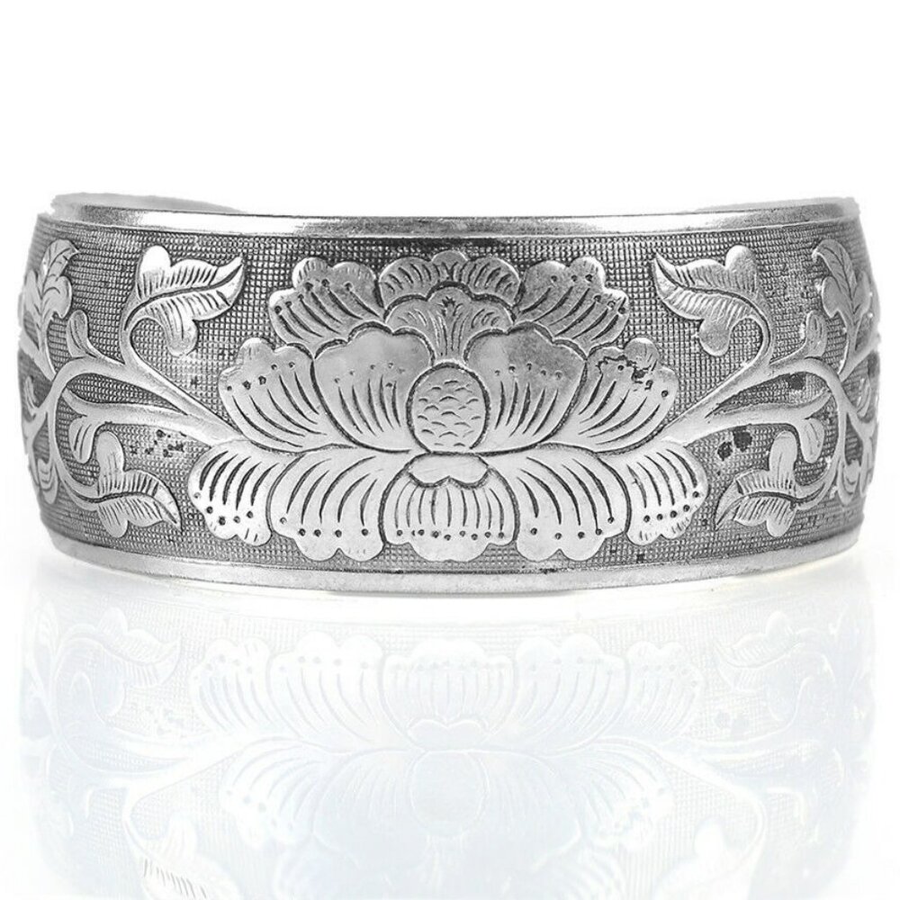 New Tibetan Ethnic Silver Floral Engraved Hippie Bohemian Festival Cuff Bracelet